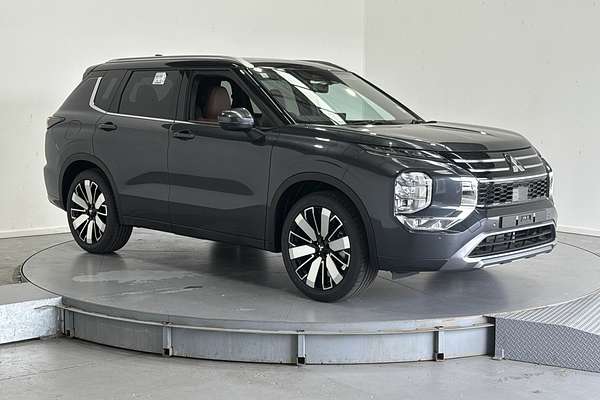 2025 Mitsubishi Outlander Exceed Tourer ZM