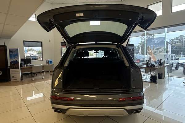 2024 Audi Q7 45 TDI 4M