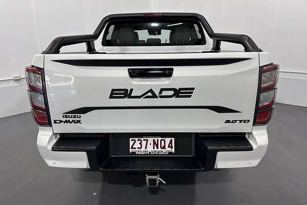 2025 Isuzu D-MAX BLADE 4X4
