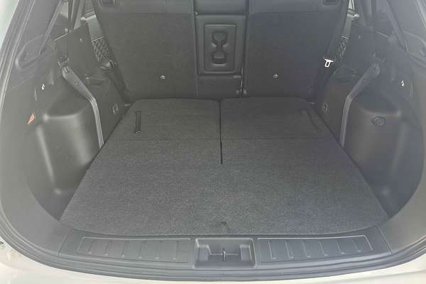 2023 Mitsubishi Outlander Exceed ZM