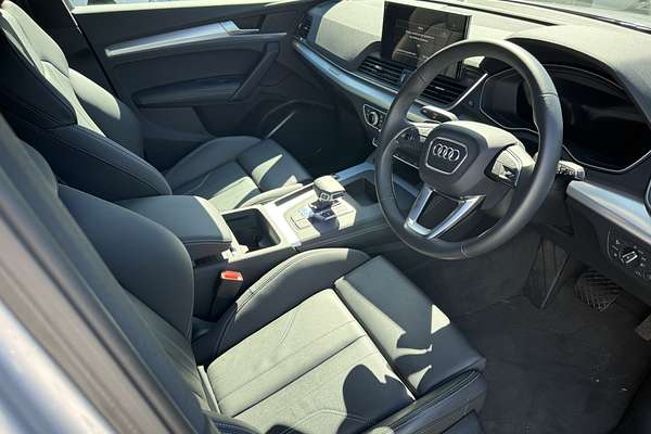 2024 Audi Q5 45 TFSI Sport FY