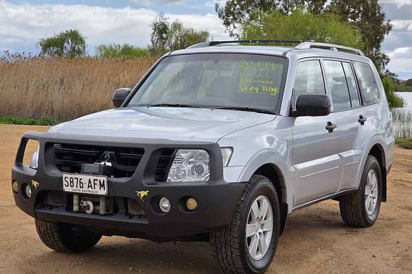 2008 Mitsubishi Pajero GLX NS