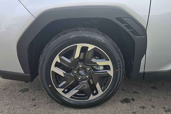 2025 Subaru Forester Touring S6