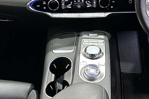 2024 Genesis GV70 2.5T JK.V2