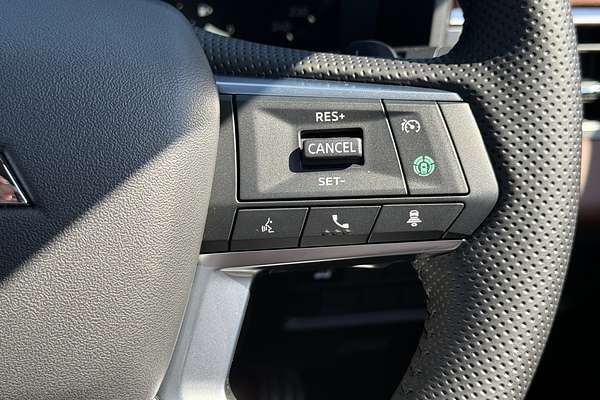 2025 Mitsubishi Outlander Exceed Tourer ZM