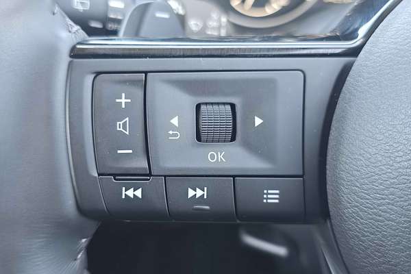 2024 Nissan X-TRAIL ST-L T33