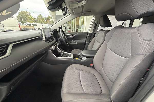 2020 Toyota RAV4 GXL AXAH52R