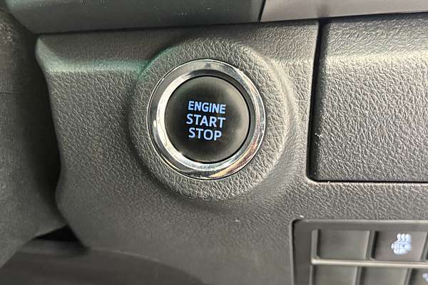 2019 Toyota Hilux SR5 GUN126R