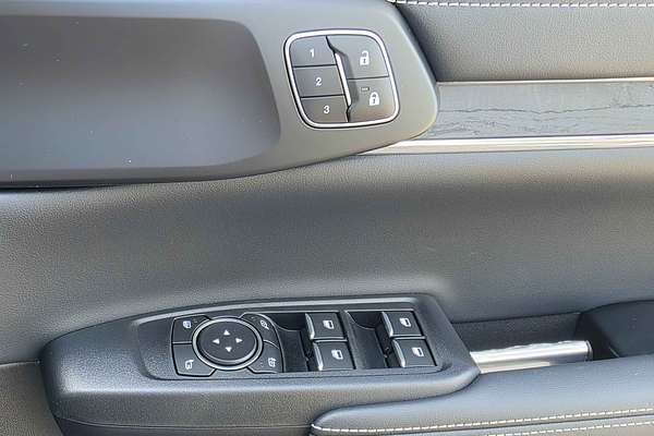 2025 Ford Everest Platinum 3.0L