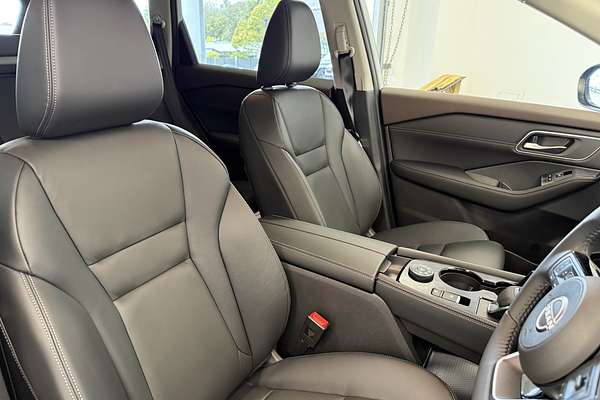 2025 Nissan X-TRAIL Ti T33