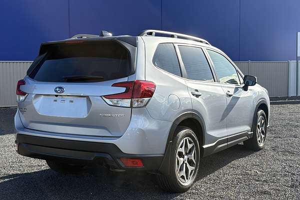 2023 Subaru Forester 2.5i S5