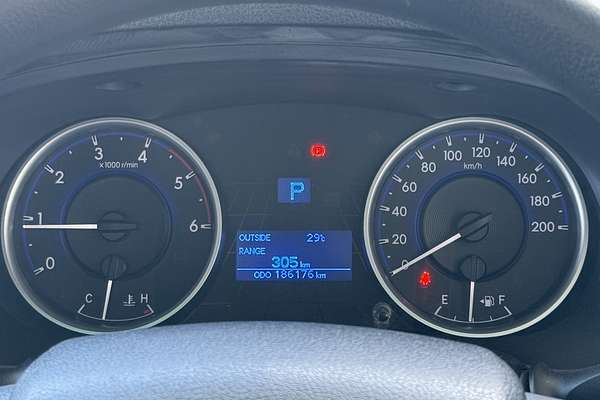 2016 Toyota Hilux SR GUN126R 4X4