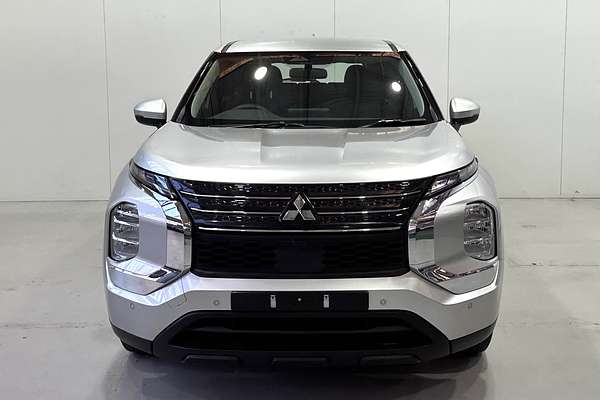 2023 Mitsubishi Outlander ES ZM 2WD