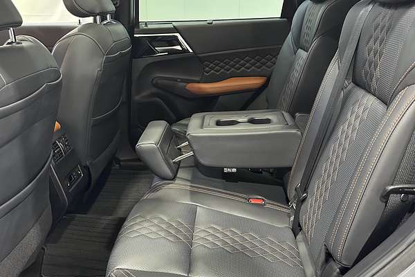 2023 Mitsubishi Outlander PHEV Exceed Tourer ZM AWD
