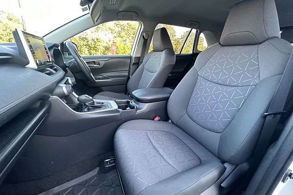 2020 Toyota RAV4 GXL AXAH52R