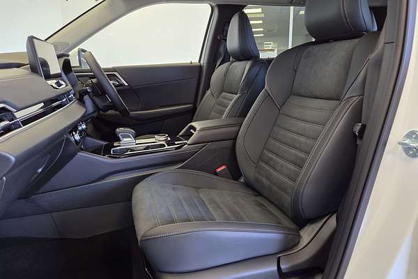 2025 Mitsubishi Outlander Aspire ZM