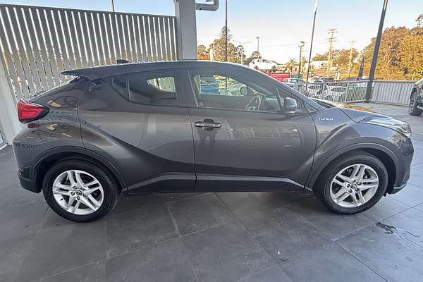 2020 Toyota C-HR NGX10R
