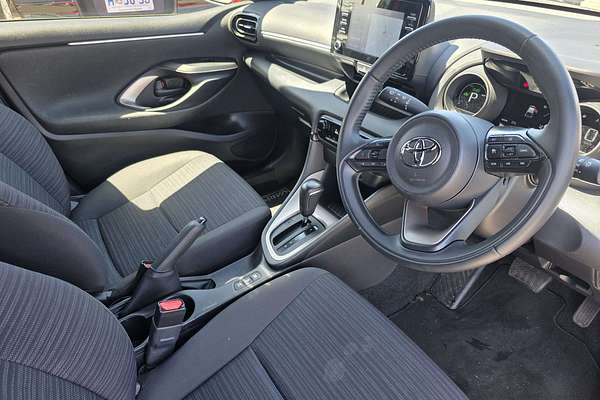 2022 Toyota Yaris HB Hybrid SX Hybrid MXPH10R