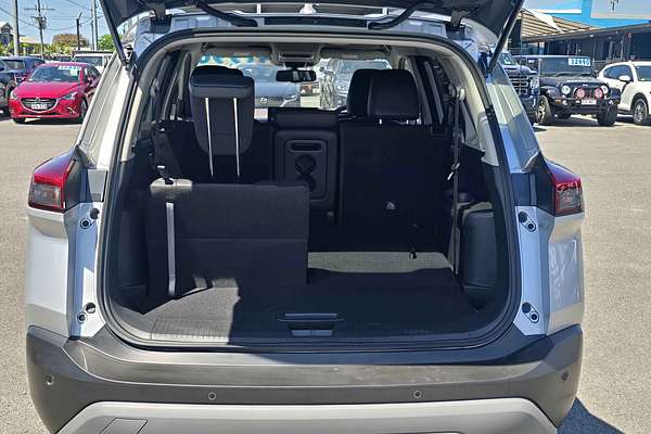 2024 Nissan X-TRAIL ST-L T33