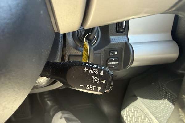 2013 Toyota FJ Cruiser GSJ15R