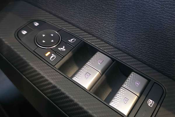 2024 Mitsubishi Outlander PHEV Exceed Tourer ZM