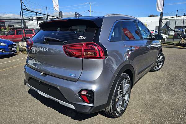 2021 Kia Niro Hybrid Sport DE