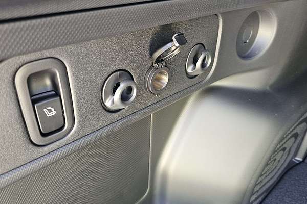 2025 Subaru Forester Hybrid Touring S6