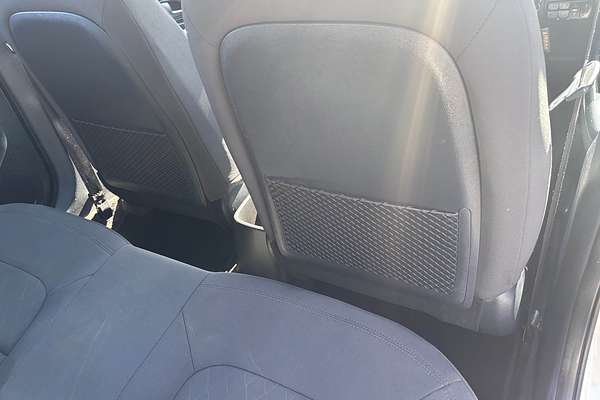 2015 Kia Rio S UB
