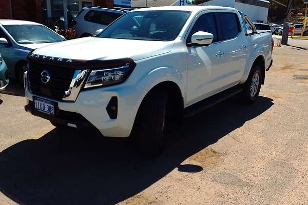 2021 Nissan Navara ST D23