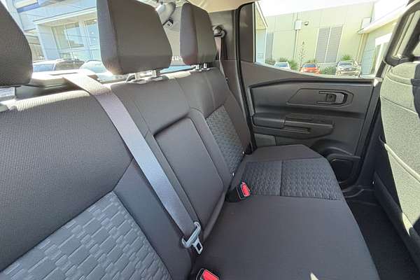 2025 Mitsubishi Triton GLX-R MV 4X4