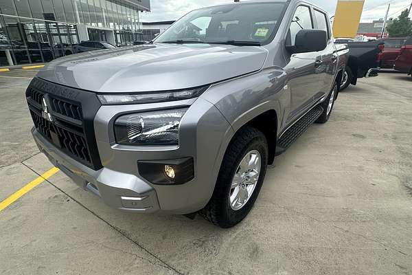 2025 Mitsubishi Triton GLX+ MV 4X4