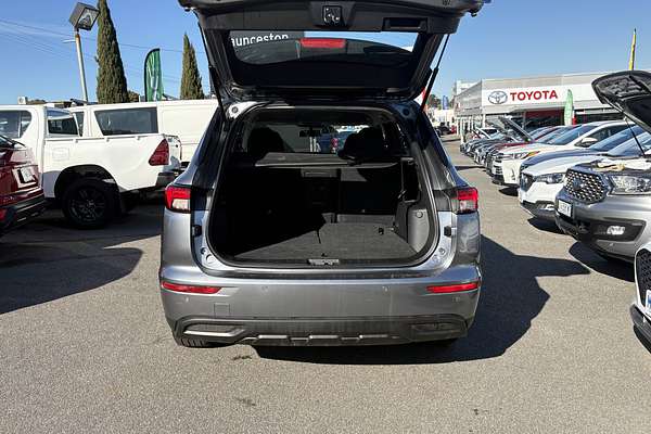 2022 Mitsubishi Outlander ES ZM