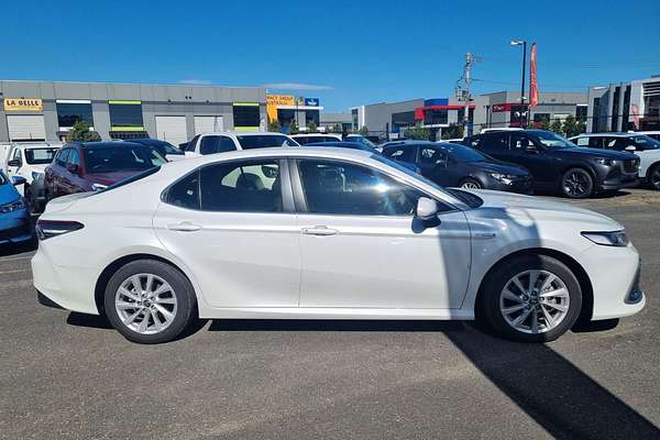 2024 Toyota Camry Ascent AXVH70R