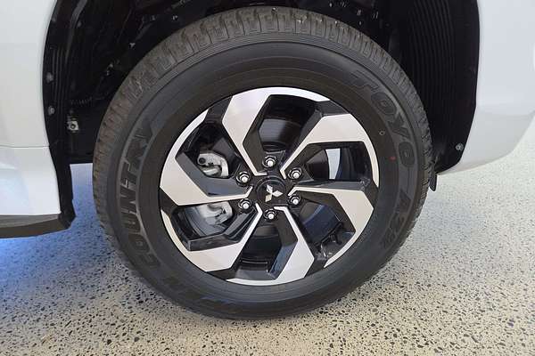 2024 Mitsubishi Pajero Sport GLS QG