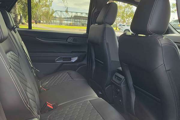 2025 Ford Everest Platinum 3.0L