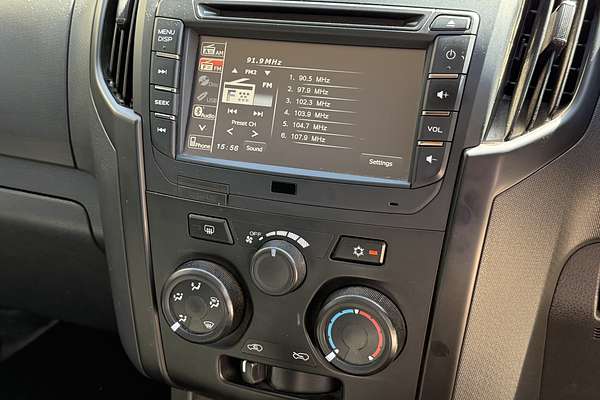 2018 Isuzu D-MAX SX High Ride Rear Wheel Drive