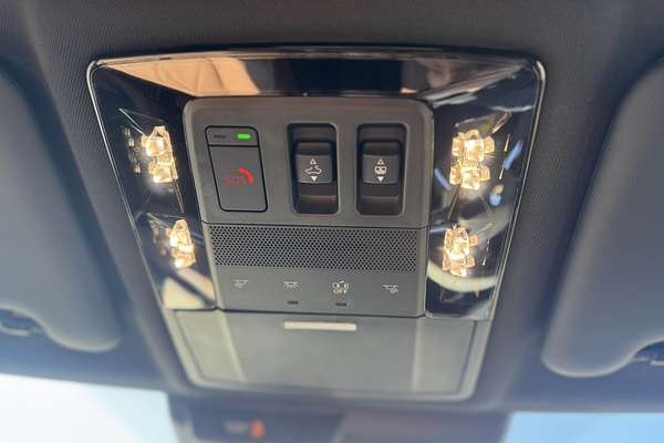 2025 Mitsubishi Outlander Exceed Tourer ZM