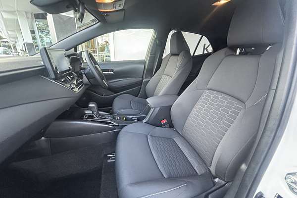 2022 Toyota Corolla SX Hybrid ZWE211R