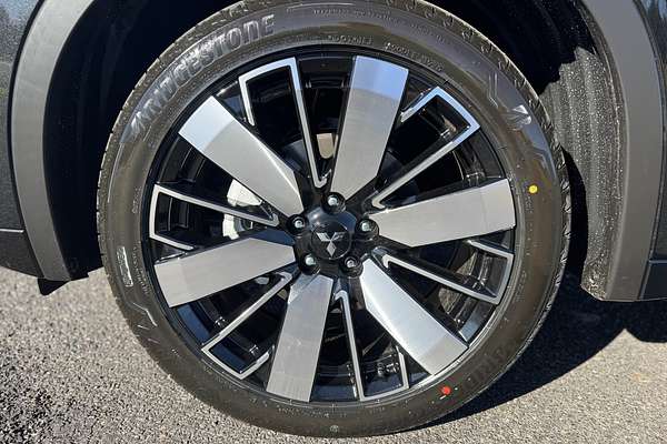 2025 Mitsubishi Outlander Exceed Tourer ZM