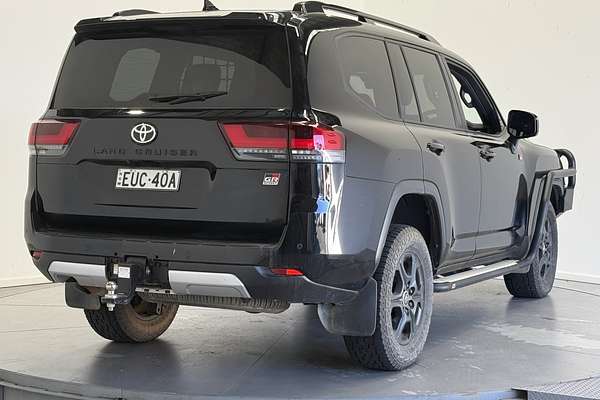 2022 Toyota Landcruiser GR Sport FJA300R