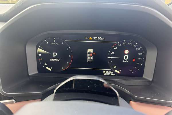 2025 Mitsubishi Outlander Exceed Tourer ZM