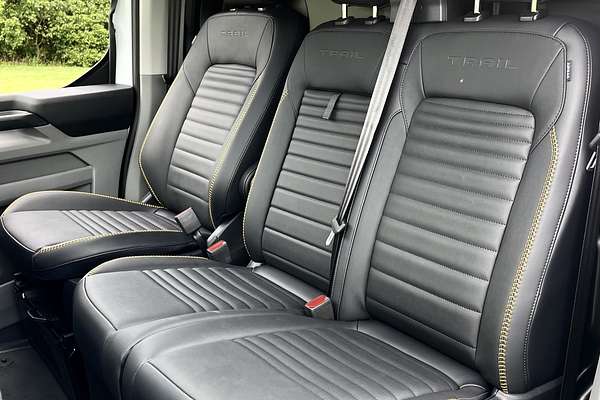 2025 Ford Transit Custom Trail