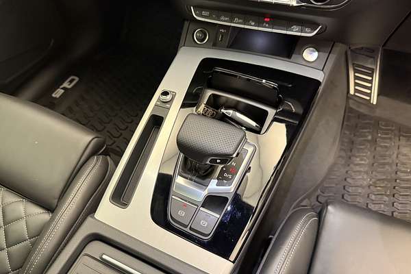 2023 Audi Q5 45 TFSI S line FY