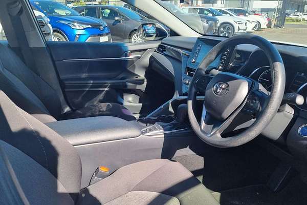 2024 Toyota Camry Ascent AXVH70R