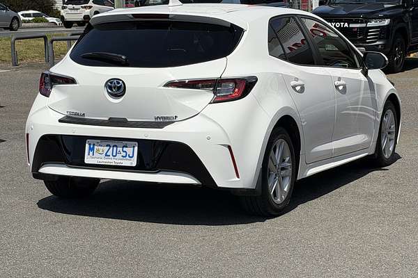2022 Toyota Corolla Ascent Sport Hybrid ZWE211R