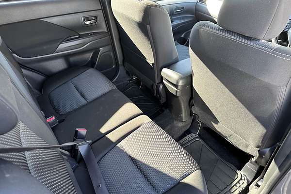 2017 Mitsubishi Outlander LS ZK