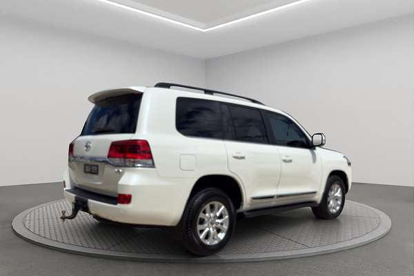 2020 Toyota Landcruiser Sahara VDJ200R