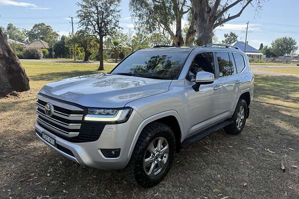 2023 Toyota Landcruiser VX FJA300R
