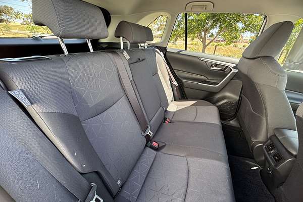 2020 Toyota RAV4 GXL AXAH54R