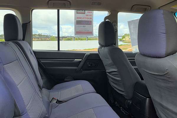 2008 Mitsubishi Pajero GLX NS
